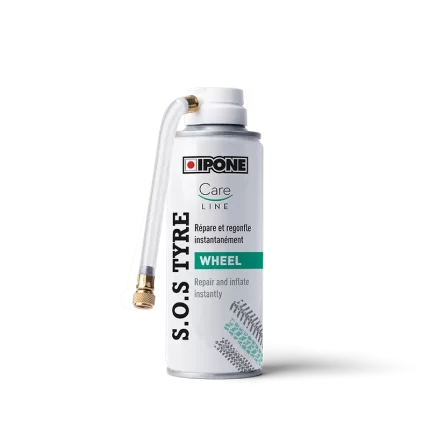 IPONE Plastic Shine - Rénovateur Plastiques Moto 750 Ml - Redonne L'Éclat Neuf - Effet Brillant