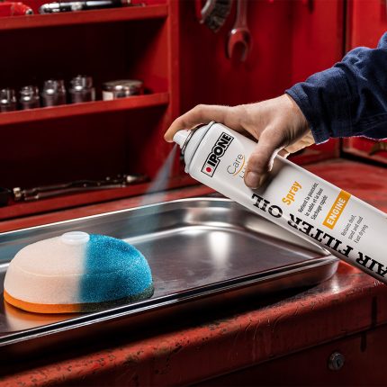 IPONE sprej za podmazivanje sunđerastih filtera Spray AIR FILTER OIL 750ml